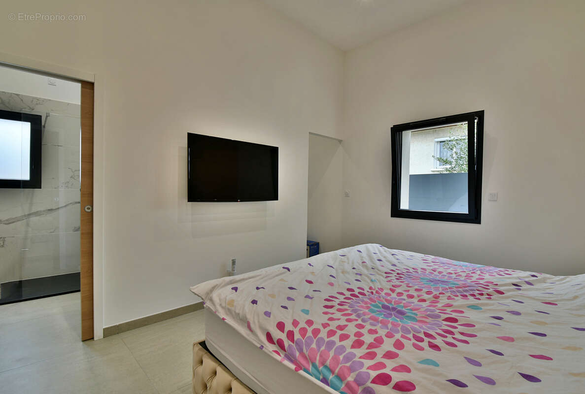 Maison à REVENTIN-VAUGRIS