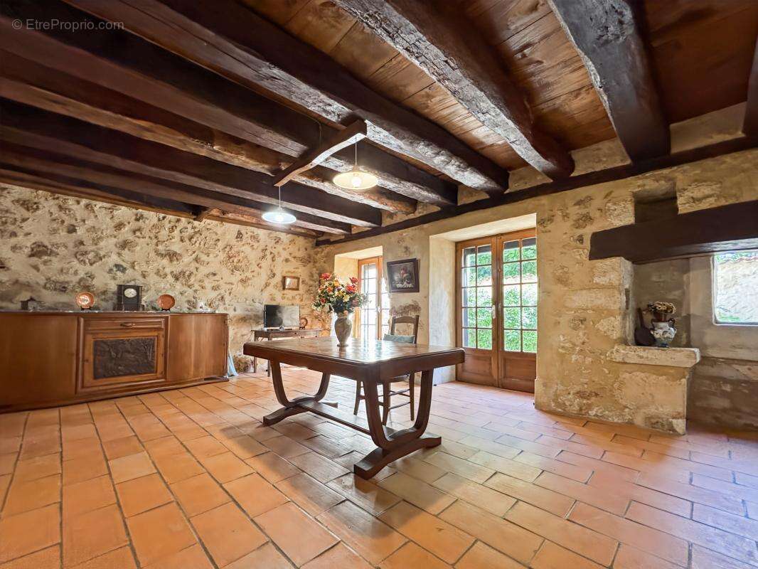 Belle propriété ancienne avec potentiel touristique en Dordogne - photo 13