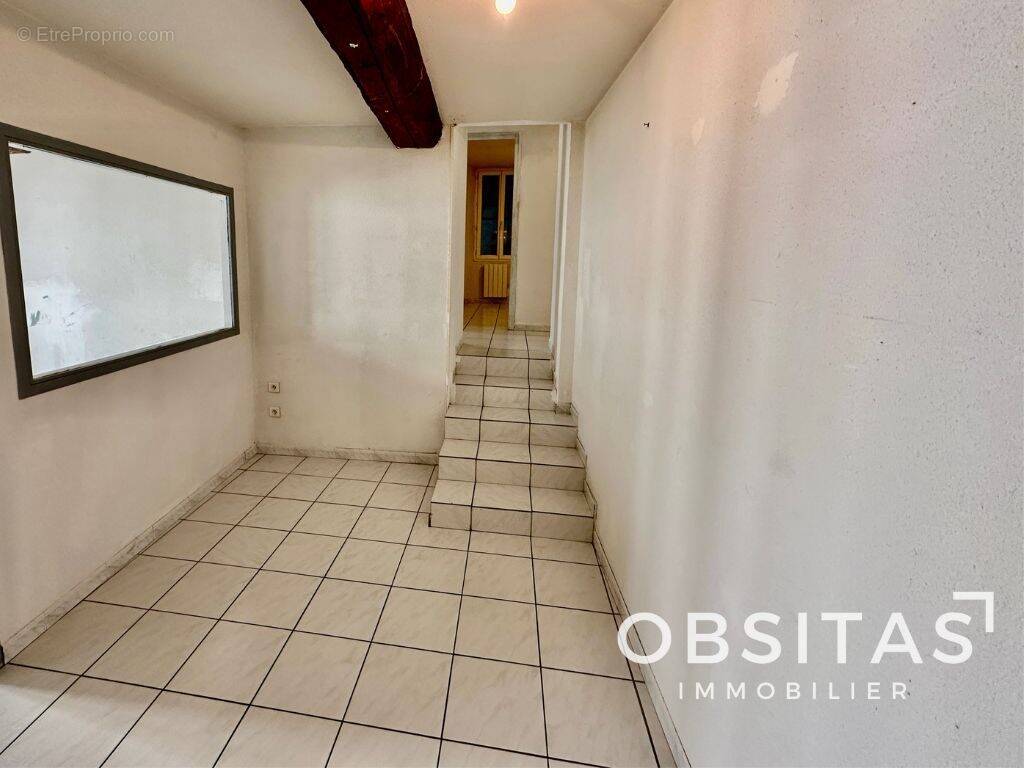 Appartement à FORCALQUIER