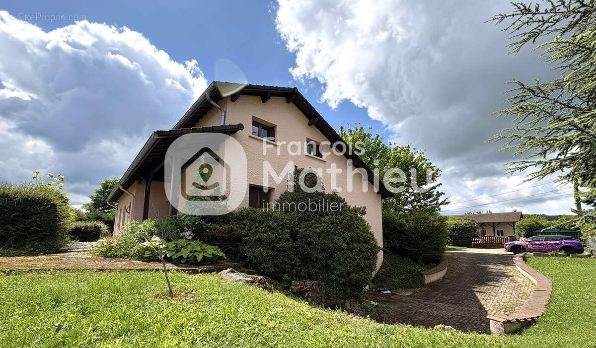 Maison à AMBERIEU-EN-BUGEY