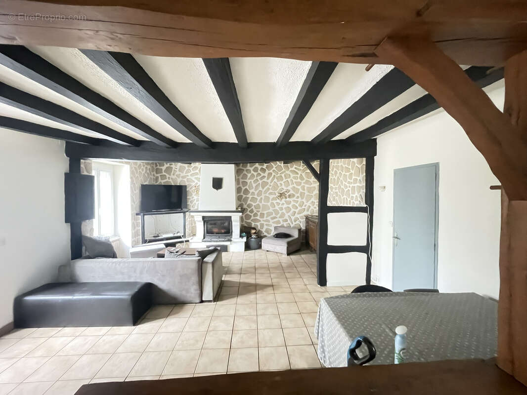 Maison à CHEMILLE