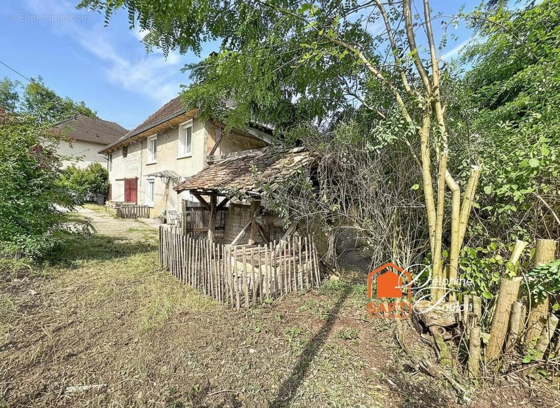 Photo 1 - Maison à SAINT-SORLIN-DE-MORESTEL