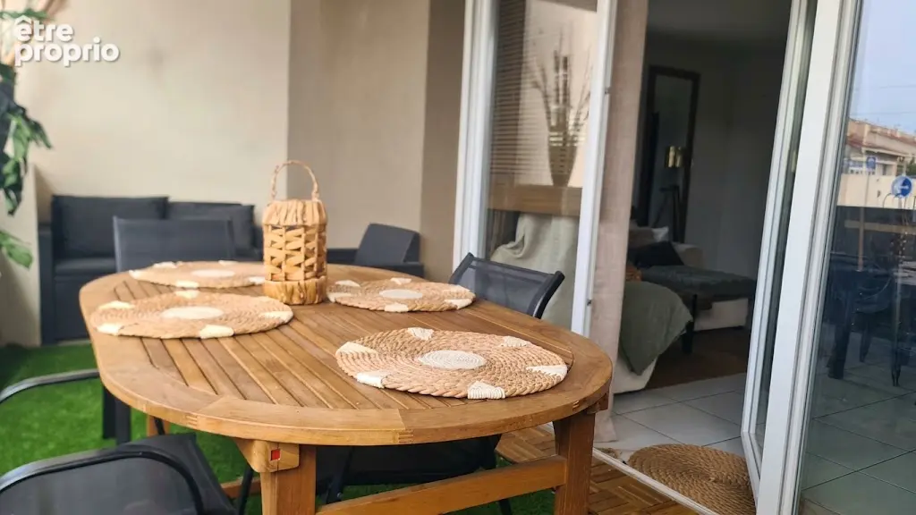 Frontignan, appartement T3 vendu meublé,  terrasse, place de parking - photo 1