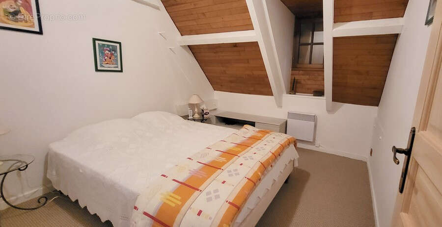 Maison à CABRERETS