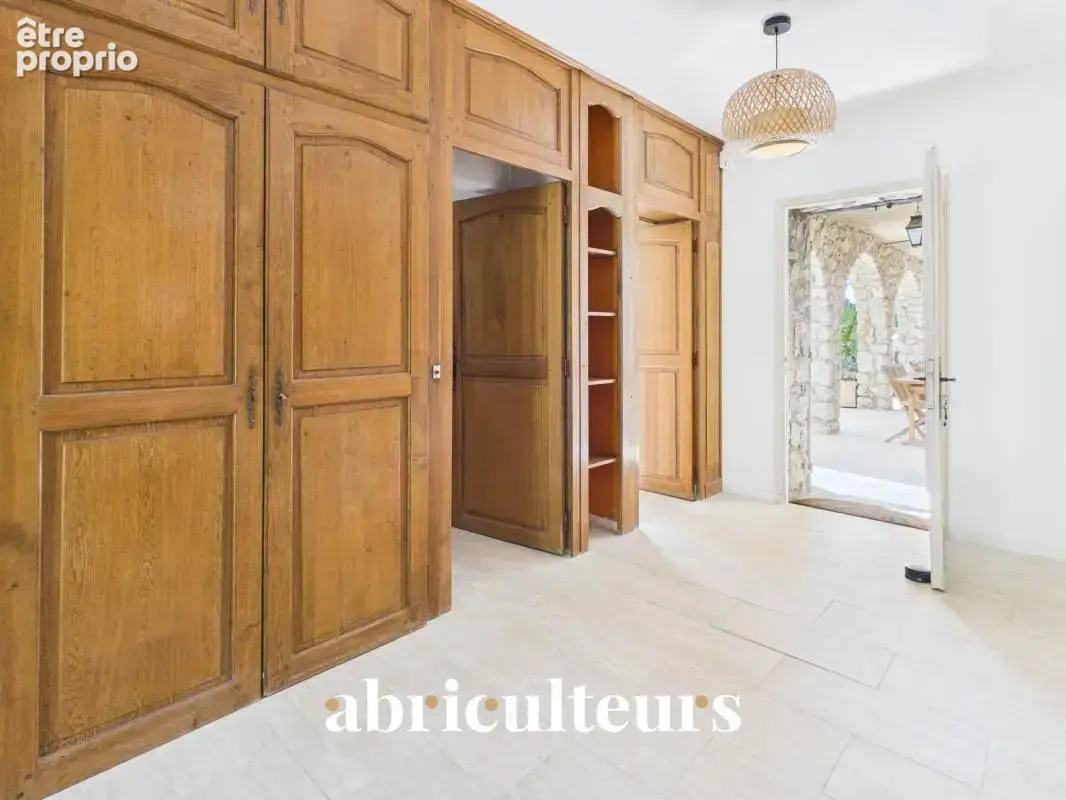 Peymeinade – Bastide provençale de 345 m² avec vue panoramique - photo 12