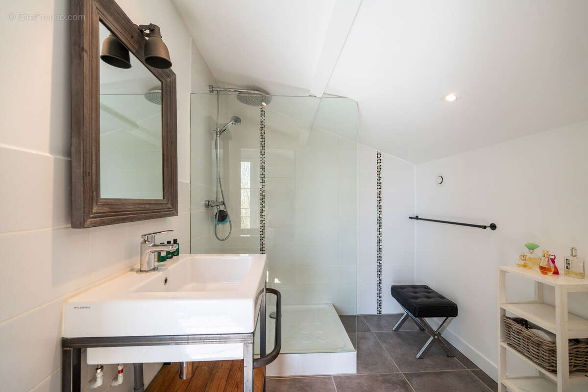 Maison à AURIBEAU-SUR-SIAGNE