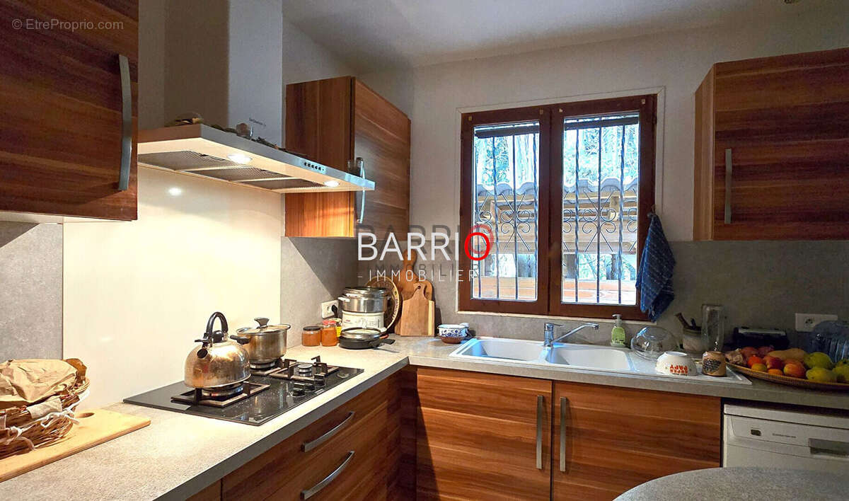 Maison à SAINT-GENIS-DES-FONTAINES