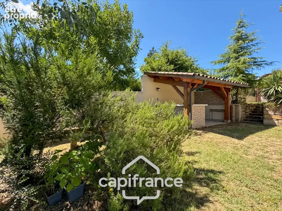 Maison Familiale avec piscine composée de 5 chambres sur ANJOU (38) - photo 4