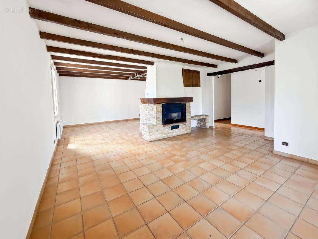 Maison à VILLENEUVE