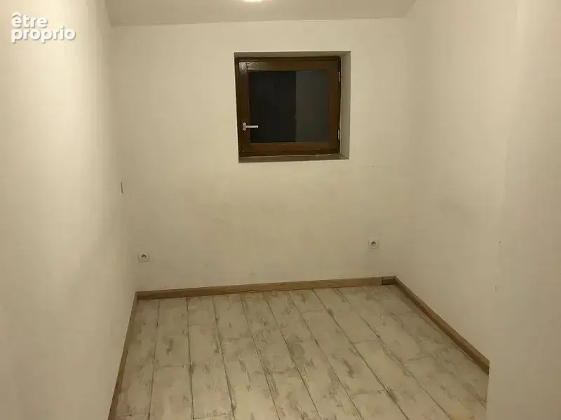Maison 45 m² à Roche  - photo 4