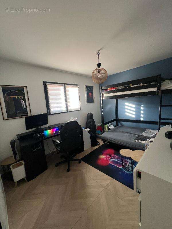 Maison à GUILHERAND-GRANGES