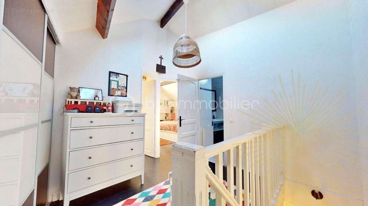 Appartement à SAINT-NOM-LA-BRETECHE