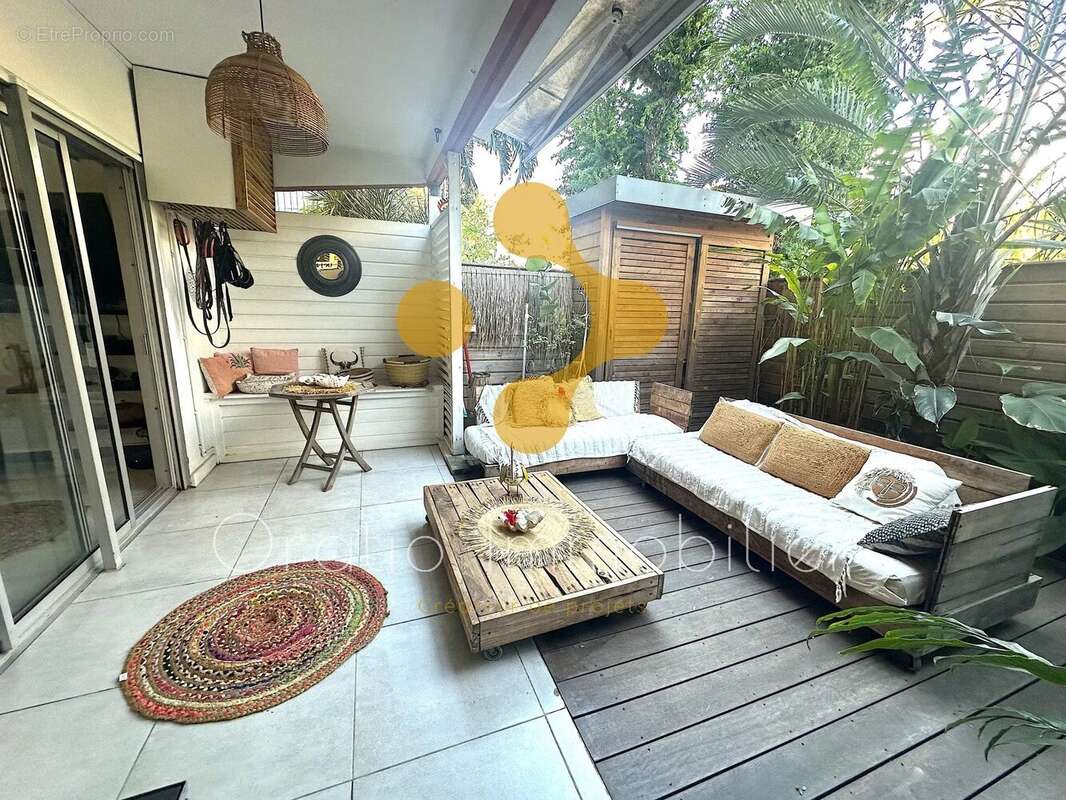 Appartement 85 m² à Saint-Paul  - photo 9