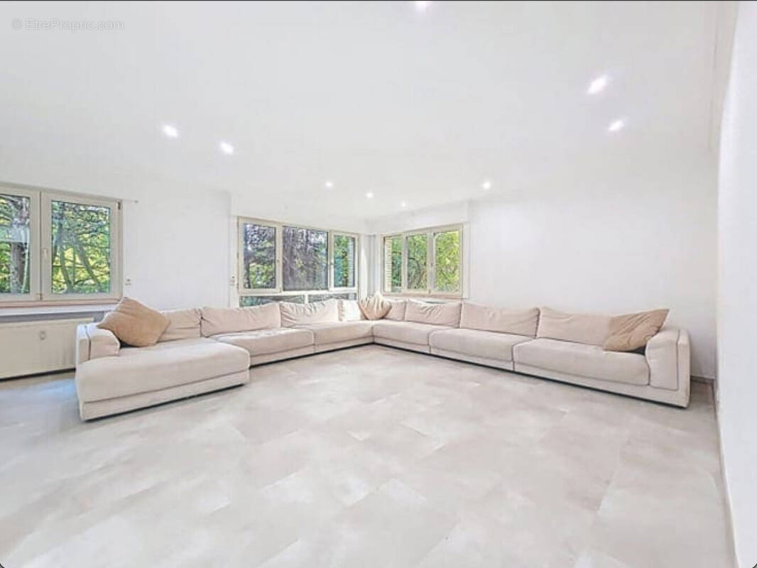 Appartement à NANTERRE