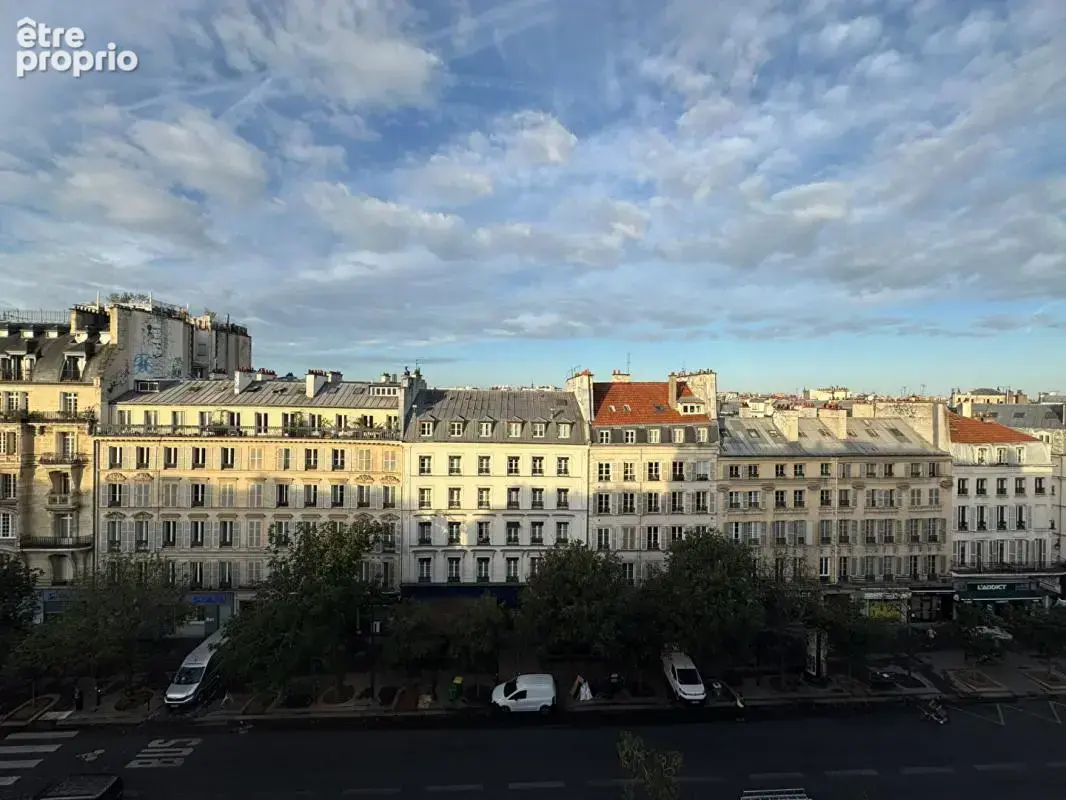 75011 PARIS Marais / République - Chambre de bonne meublée avec ascenseur - photo 3