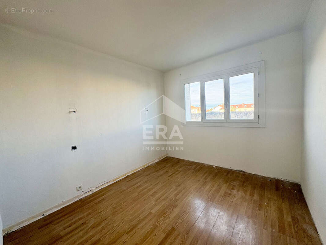 Appartement à AUREILHAN