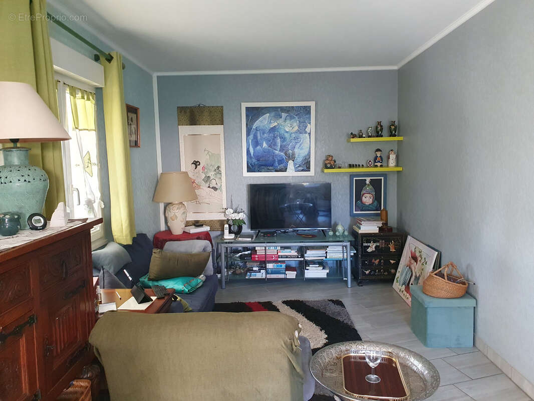 Maison à SAINT-GEORGES-DES-COTEAUX