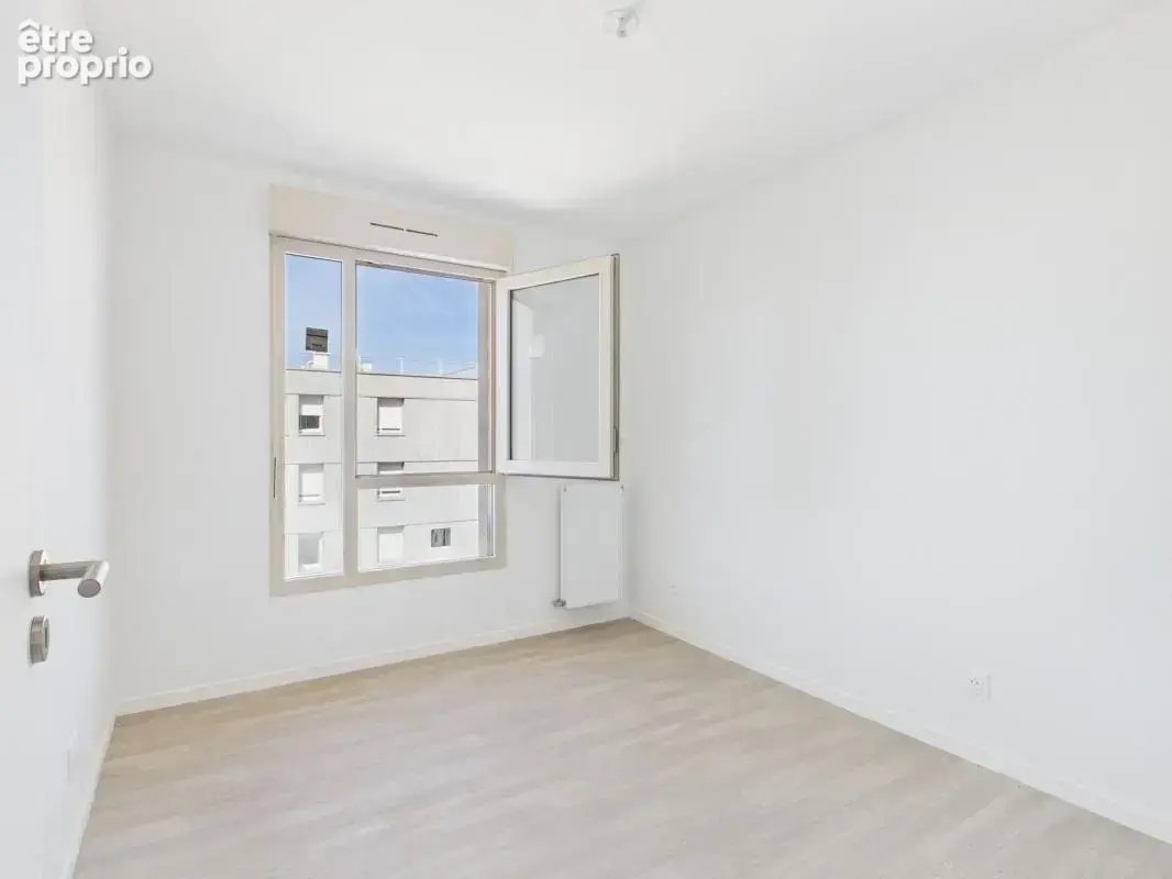 Lanester – t4 au 4e étage avec balcon - photo 5