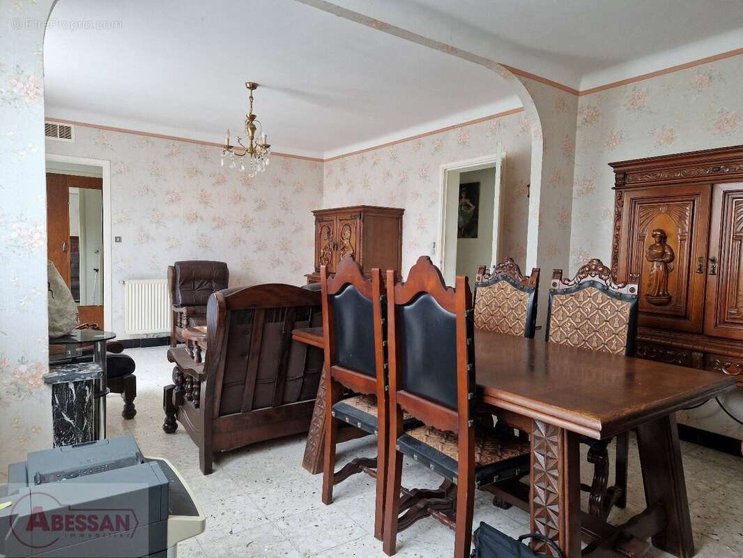 Maison 86 m² à Castres  - photo 9
