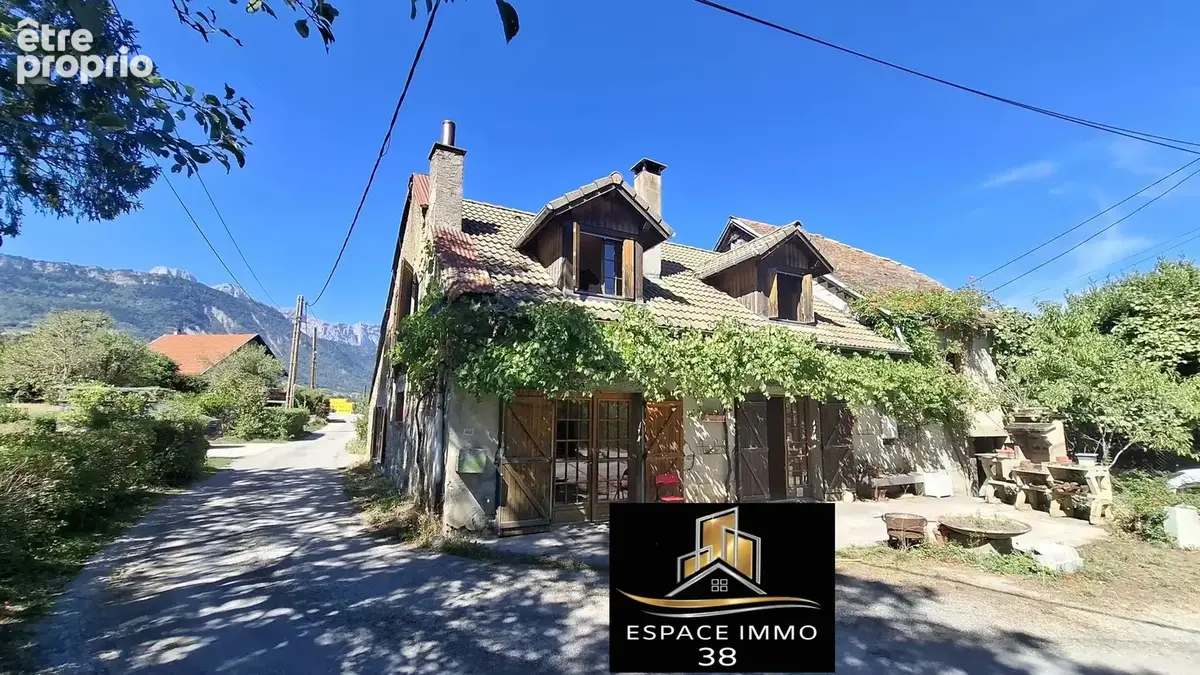 Maison à MONESTIER-DE-CLERMONT