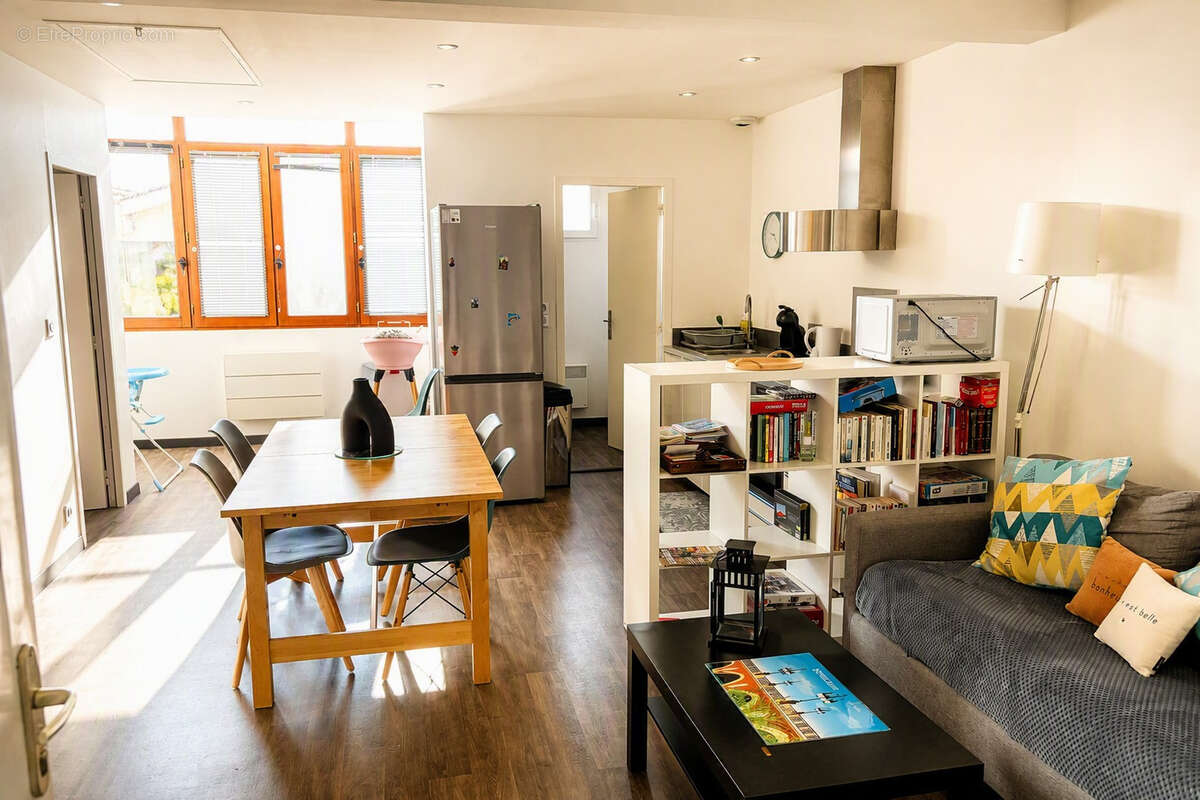 Chartrons   Ensemble immobilier unique et atypique de 310 m2 en monopropriété, avec garage et jardin - photo 8