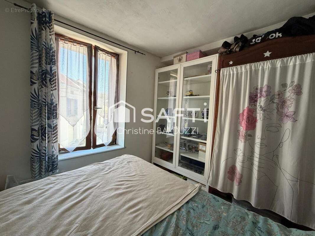 Photo 6 - Maison à MONTREUIL-AUX-LIONS