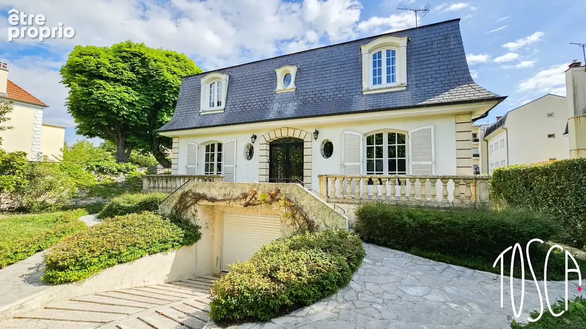 Thiais - centre ville - maison mansart - sous sol total - photo 1
