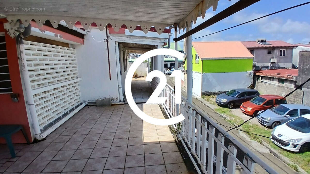 Appartement 216 m² à Le Vauclin  - photo 3
