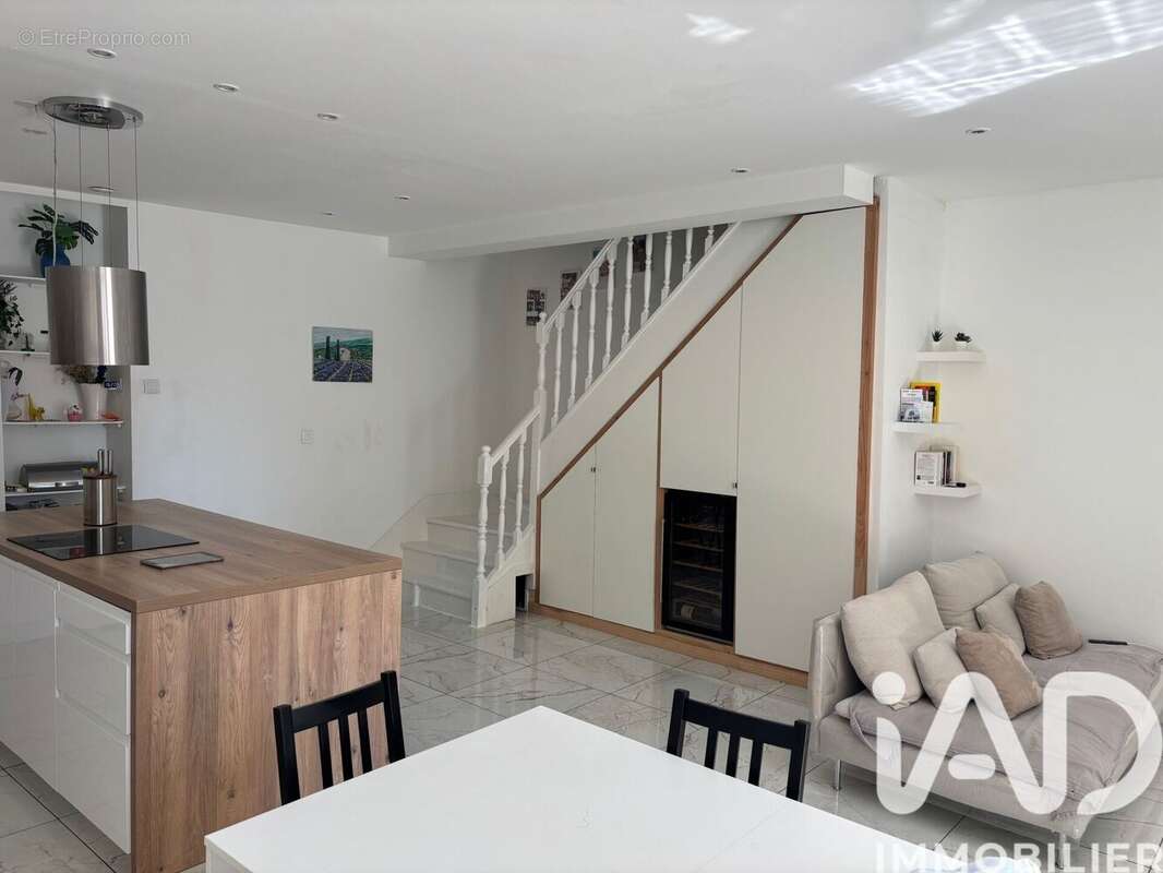 Photo 4 - Maison à MARSEILLE-11E