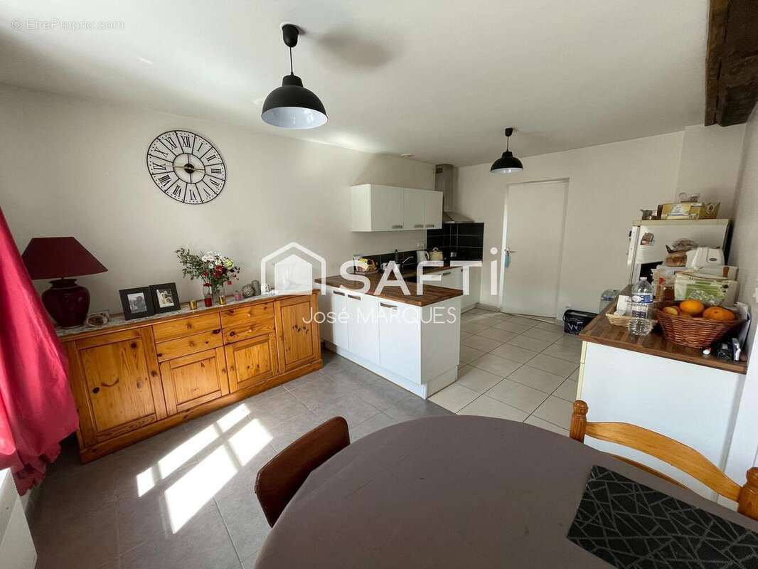 Photo 7 - Commerce à VITRY-AUX-LOGES