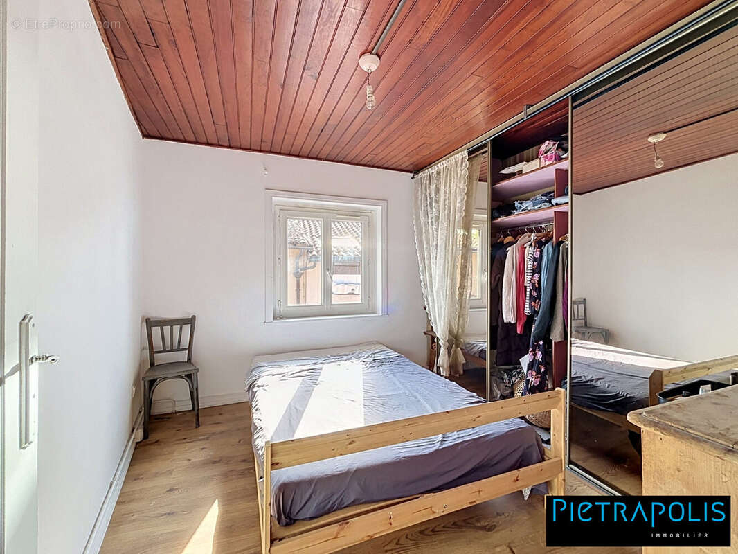 Maison 61 m² à Saint-Bernard  - photo 7