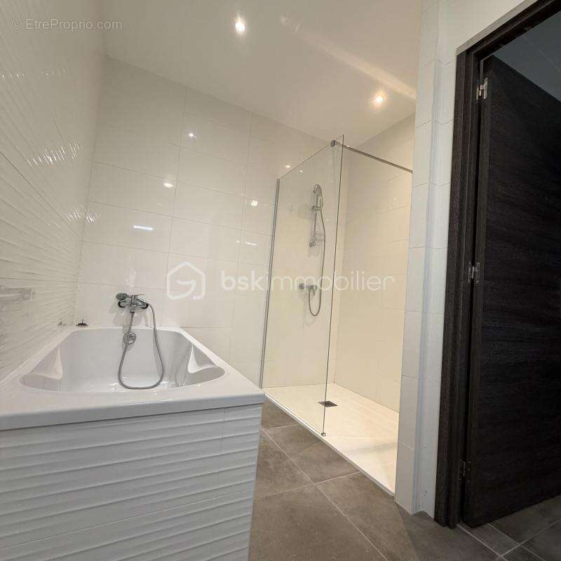 Appartement à BRINDAS