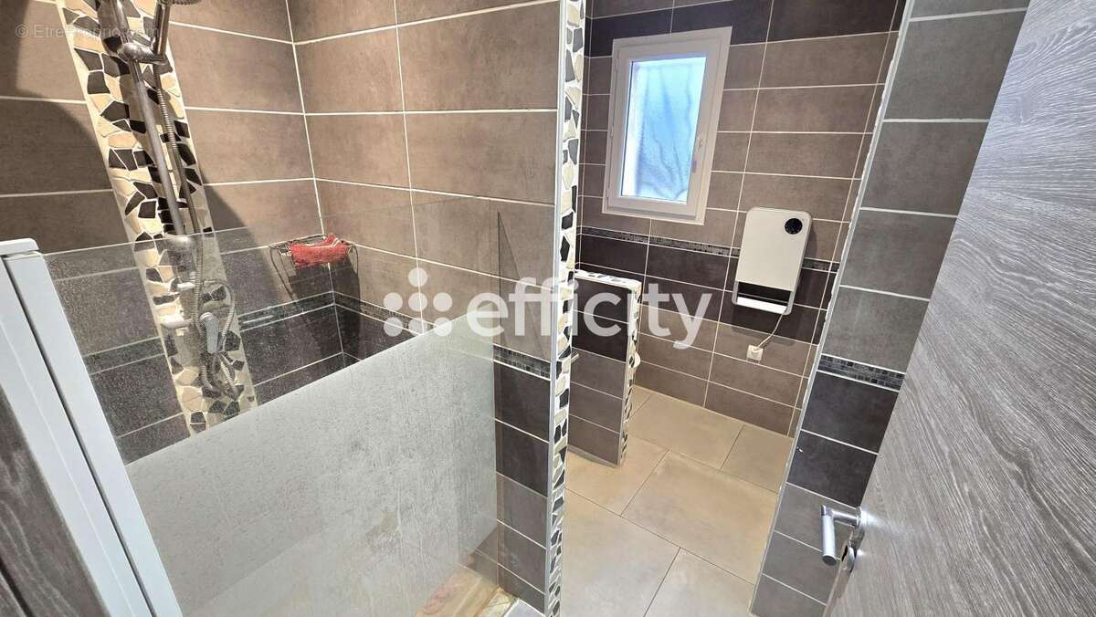 Maison à CESSENON-SUR-ORB