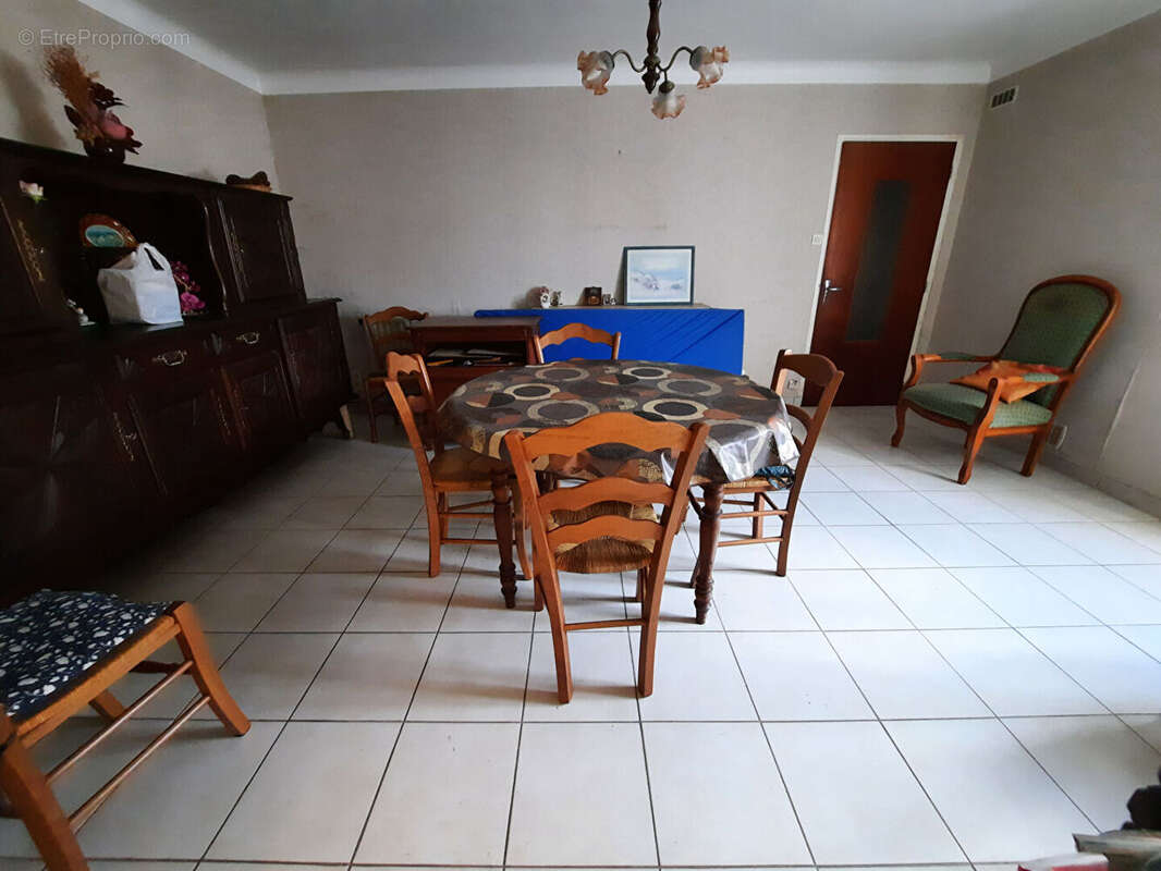 Maison à SAINT-MALO-DE-GUERSAC