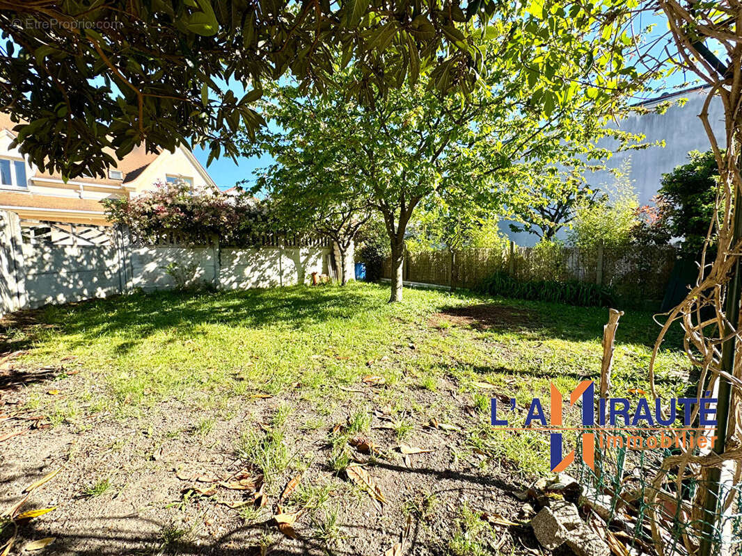 Maison à HOUILLES