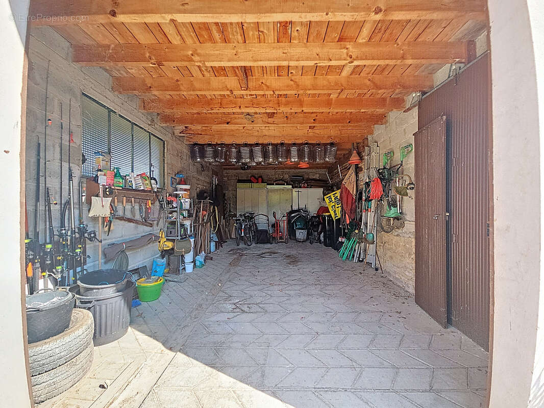 Maison à MONTREVEL-EN-BRESSE