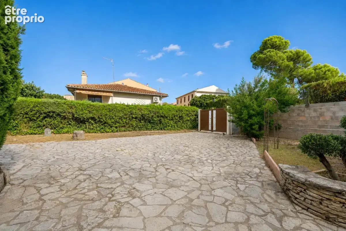 Maison de 6 pièces de 179 m² à Gabian - photo 26