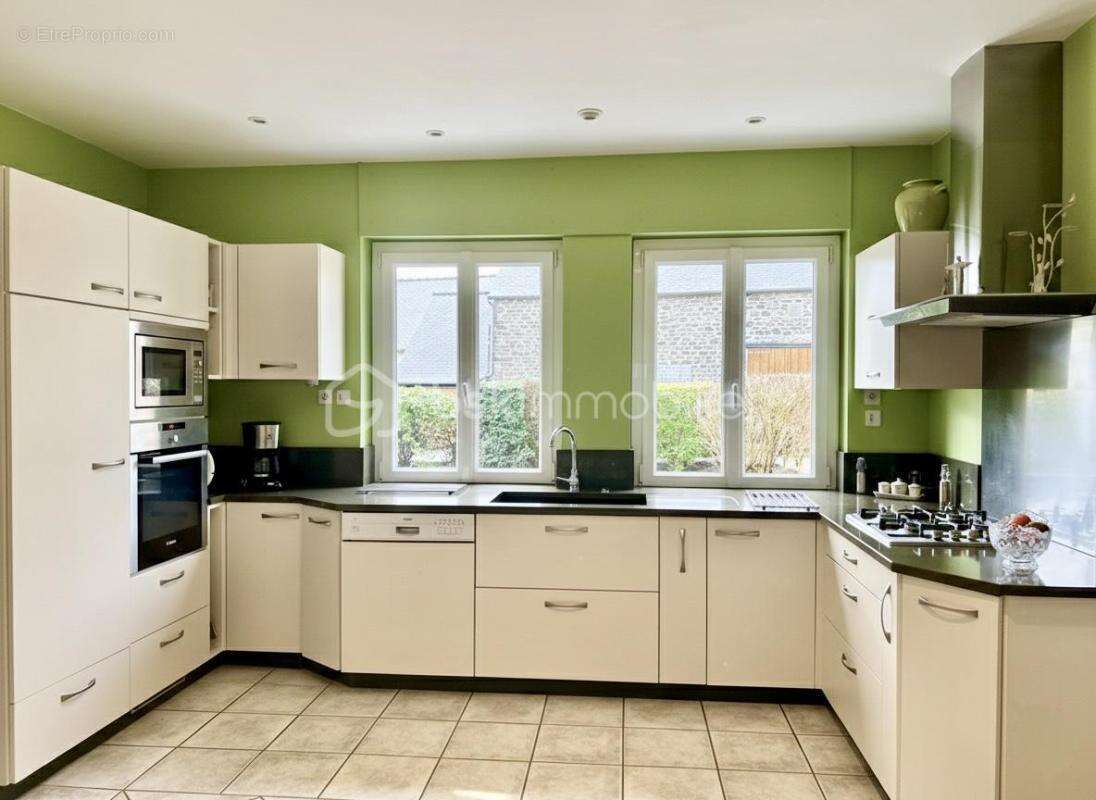 Ensemble immobilier de caractère au cœur de la campagne de Plestan - photo 15