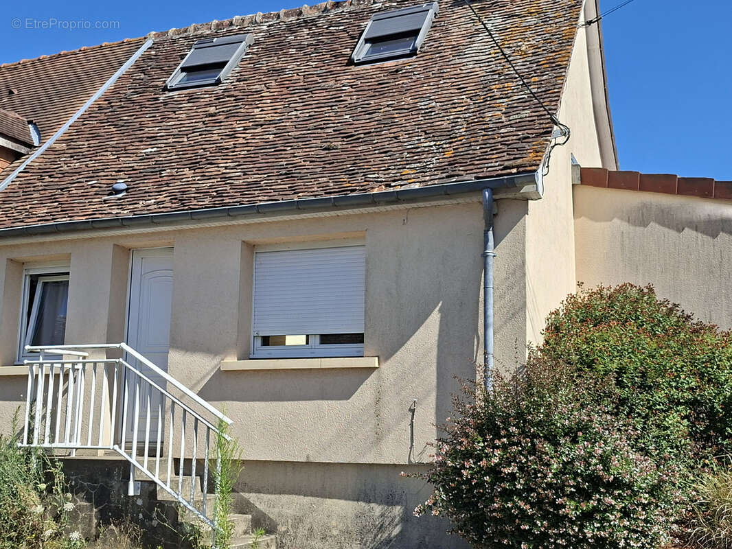 Maison à COUTERNE