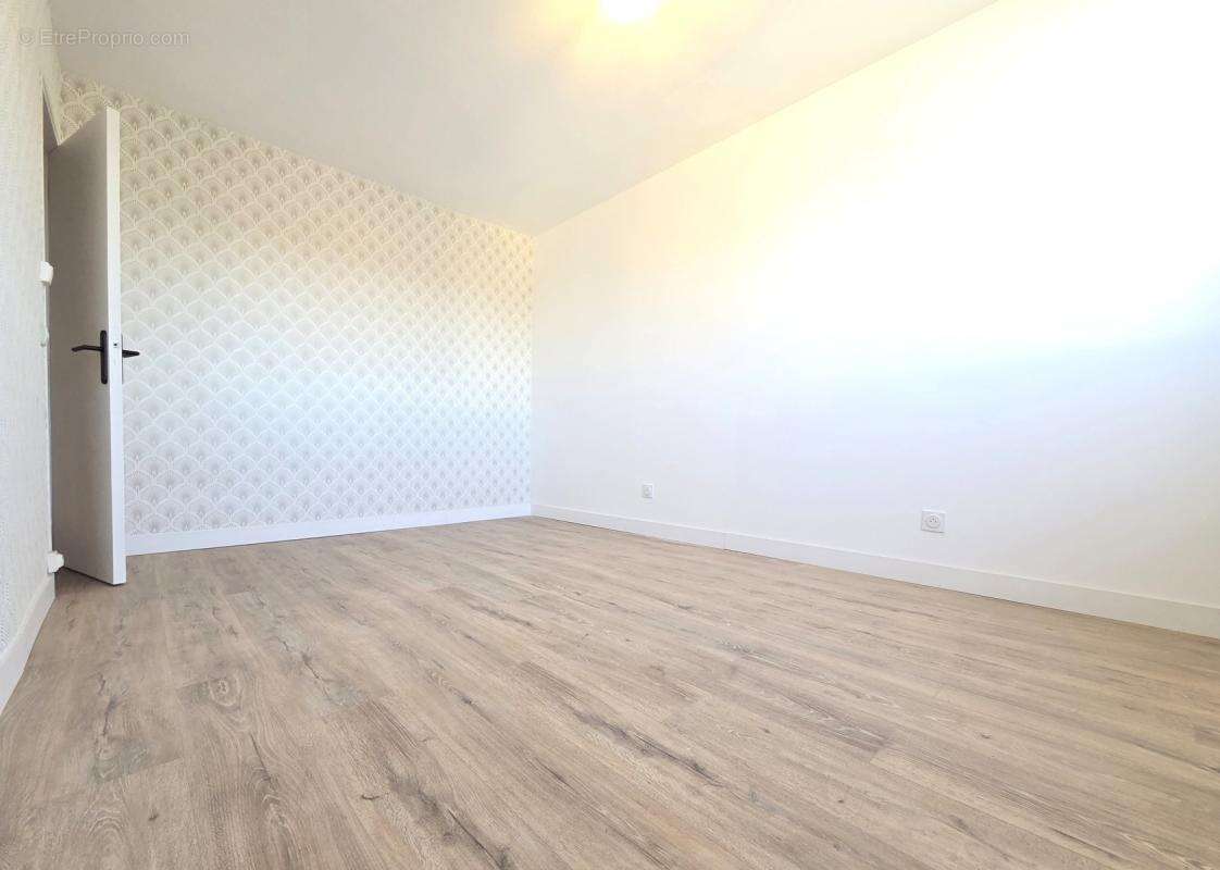 Maison à CASTELGINEST