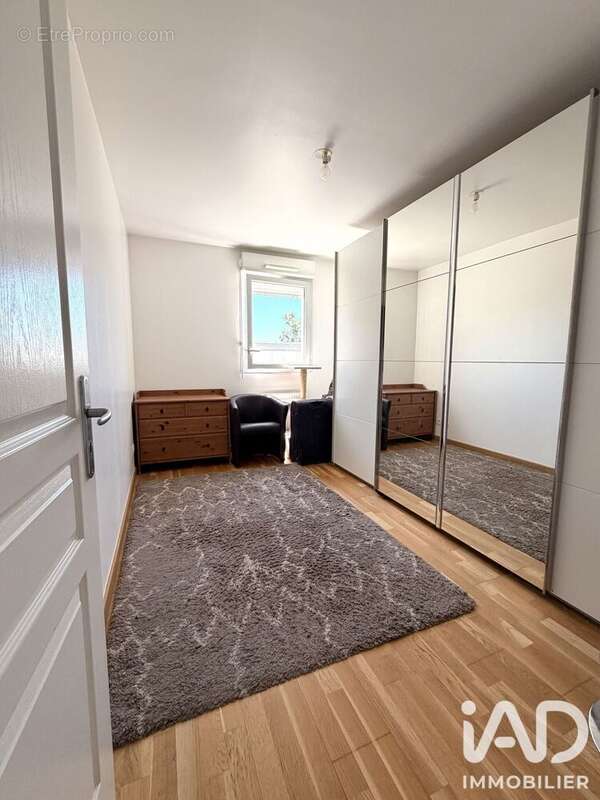 Appartement 82 m² à Saint-Genis-Pouilly  - photo 6