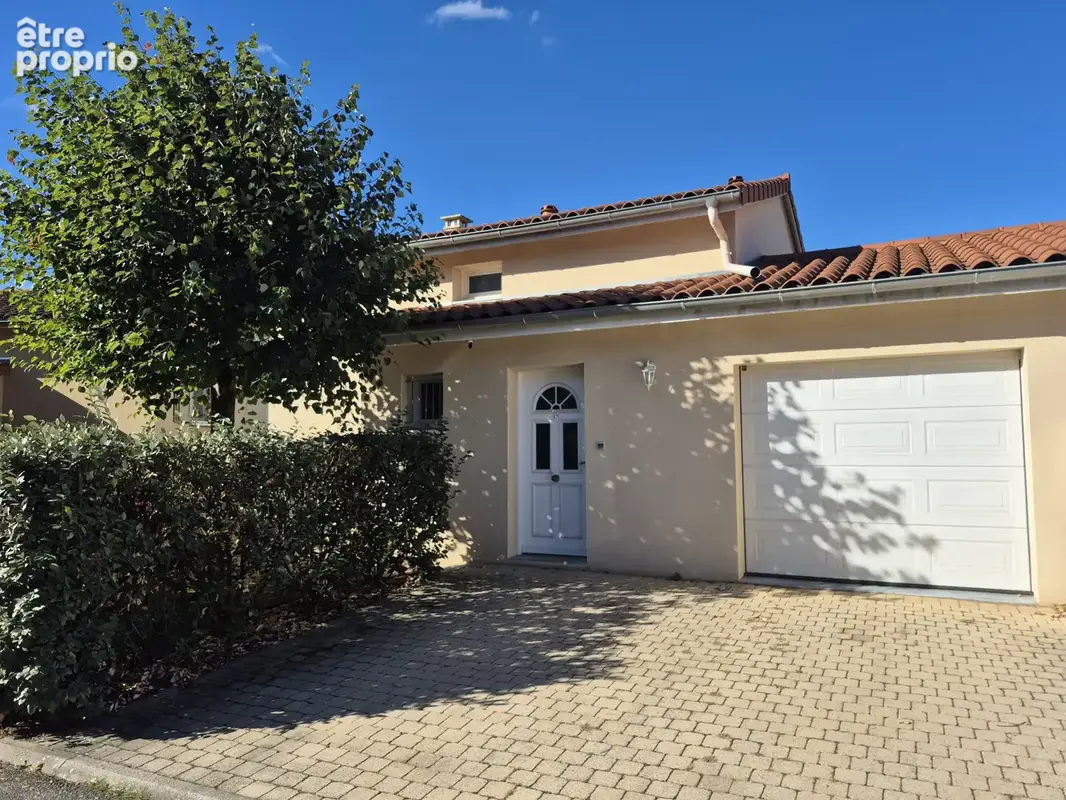 Villa mornant - photo 2