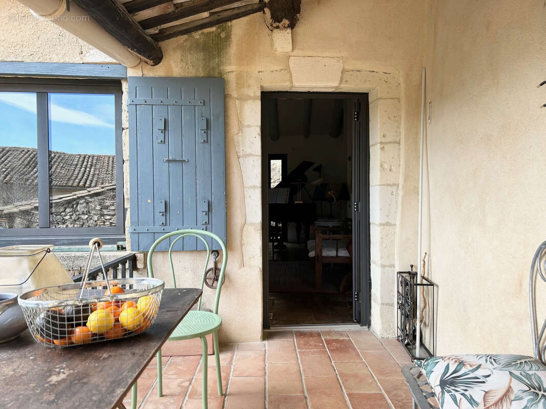 Maison à VALLIGUIERES