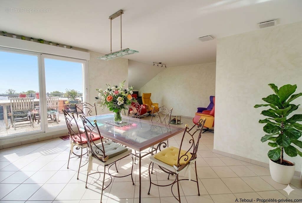 Appartement à VILLEURBANNE