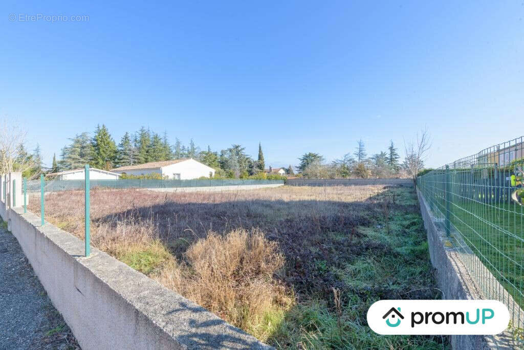 Terrain à LAURAGUEL