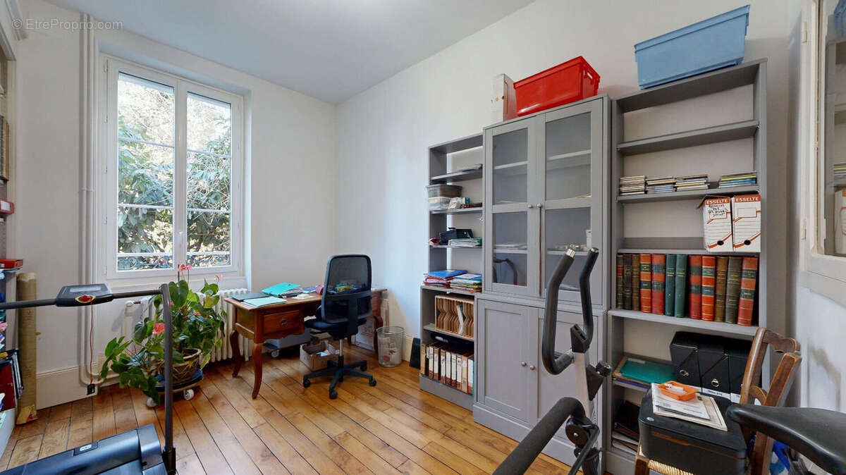 Appartement à MOULINS