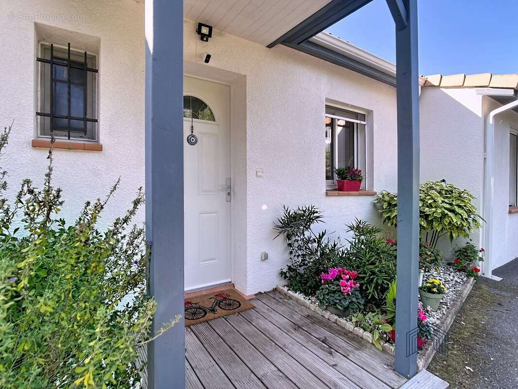 Maison à BUZET-SUR-TARN