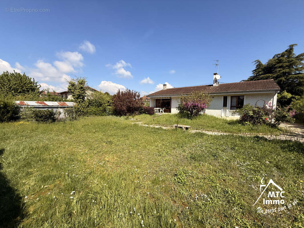 Maison à TIGNIEU-JAMEYZIEU