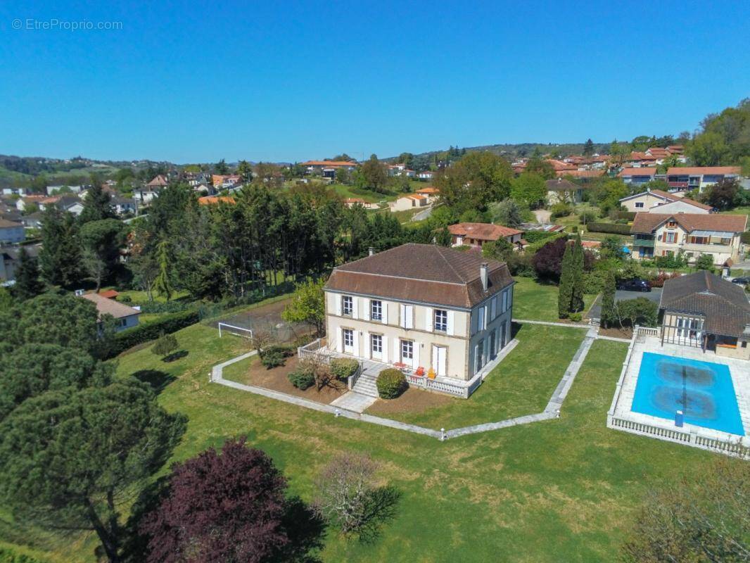 Maison à FIGEAC
