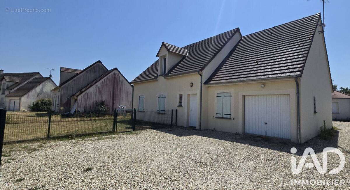 Photo 1 - Maison à VIENNE-EN-VAL